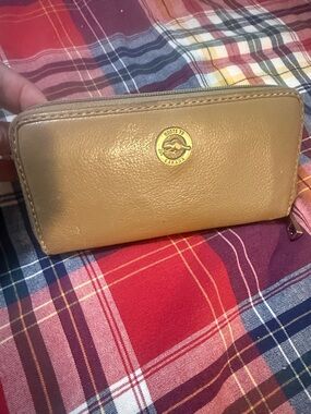 Roots Tan Leather Zip-Around Wallet with Gold Logo